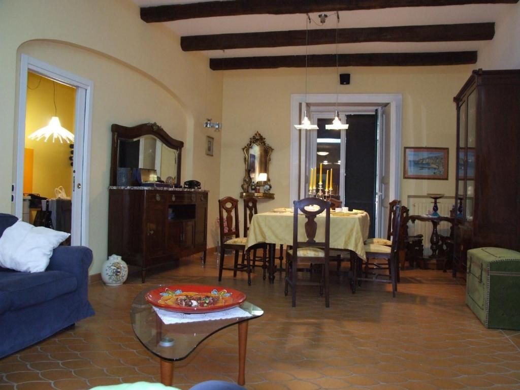 Bed And Breakfast Adelberga Salerno Room photo